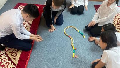 Ақпан айының 6-сы күні «Шабыт» жобасы аясында ұлттық ойындар – асық ойындары бойынша сайыс өткізілді.